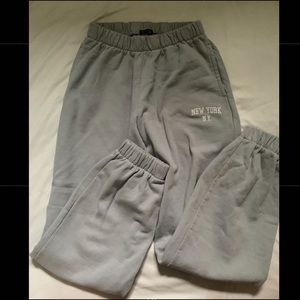 BRANDY MELVILLE SWEATPANTS